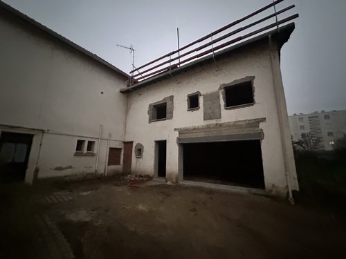 Opération de rénovation immobilière — Maison rue de charlieu