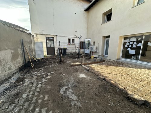Opération de rénovation immobilière — Maison rue de charlieu